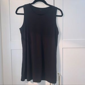 Lululemon black crew tank
